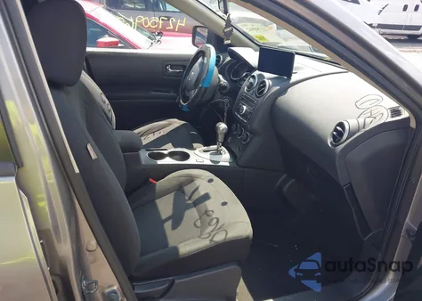 2015 Nissan Rogue Select S z USA, uszkodzony, nr VIN JN8AS5MV8FW259847